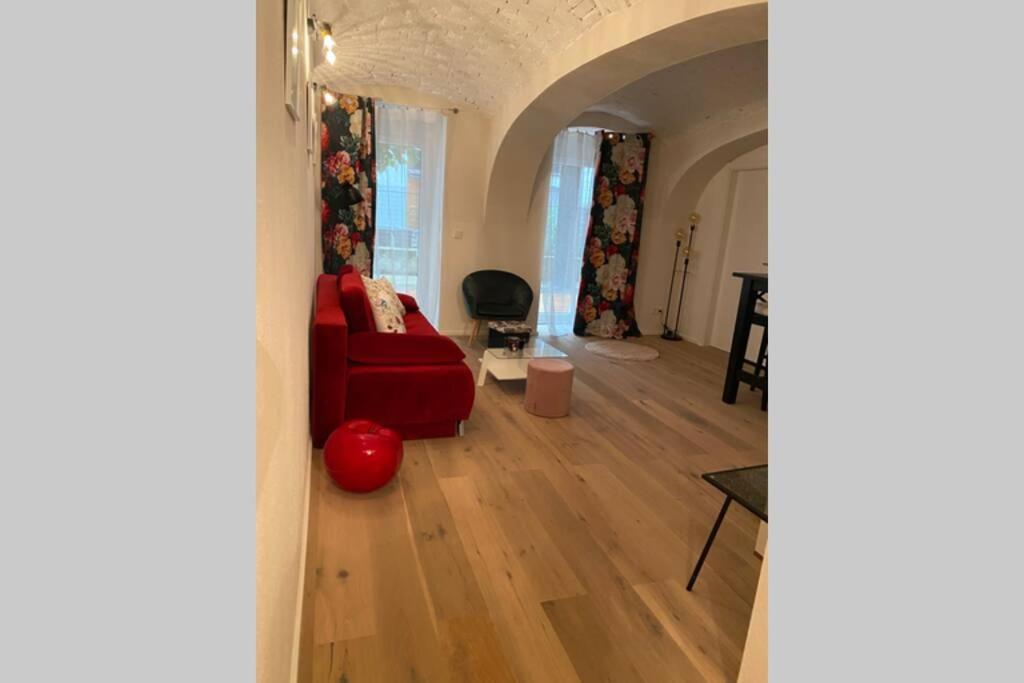 וינה Atelier - Apartment With Garden מראה חיצוני תמונה